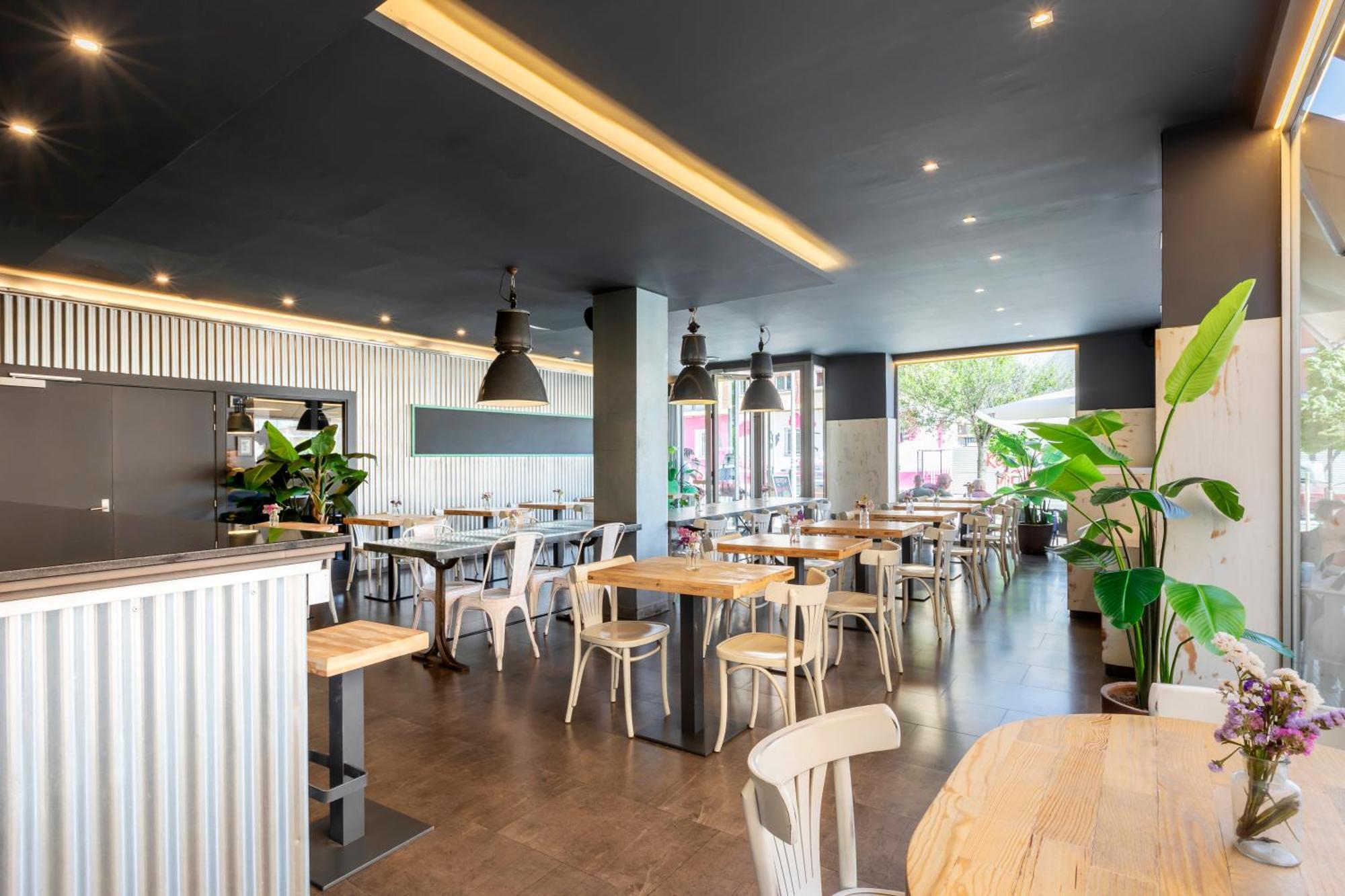 Suites Pamplona Plaza Bagian luar foto