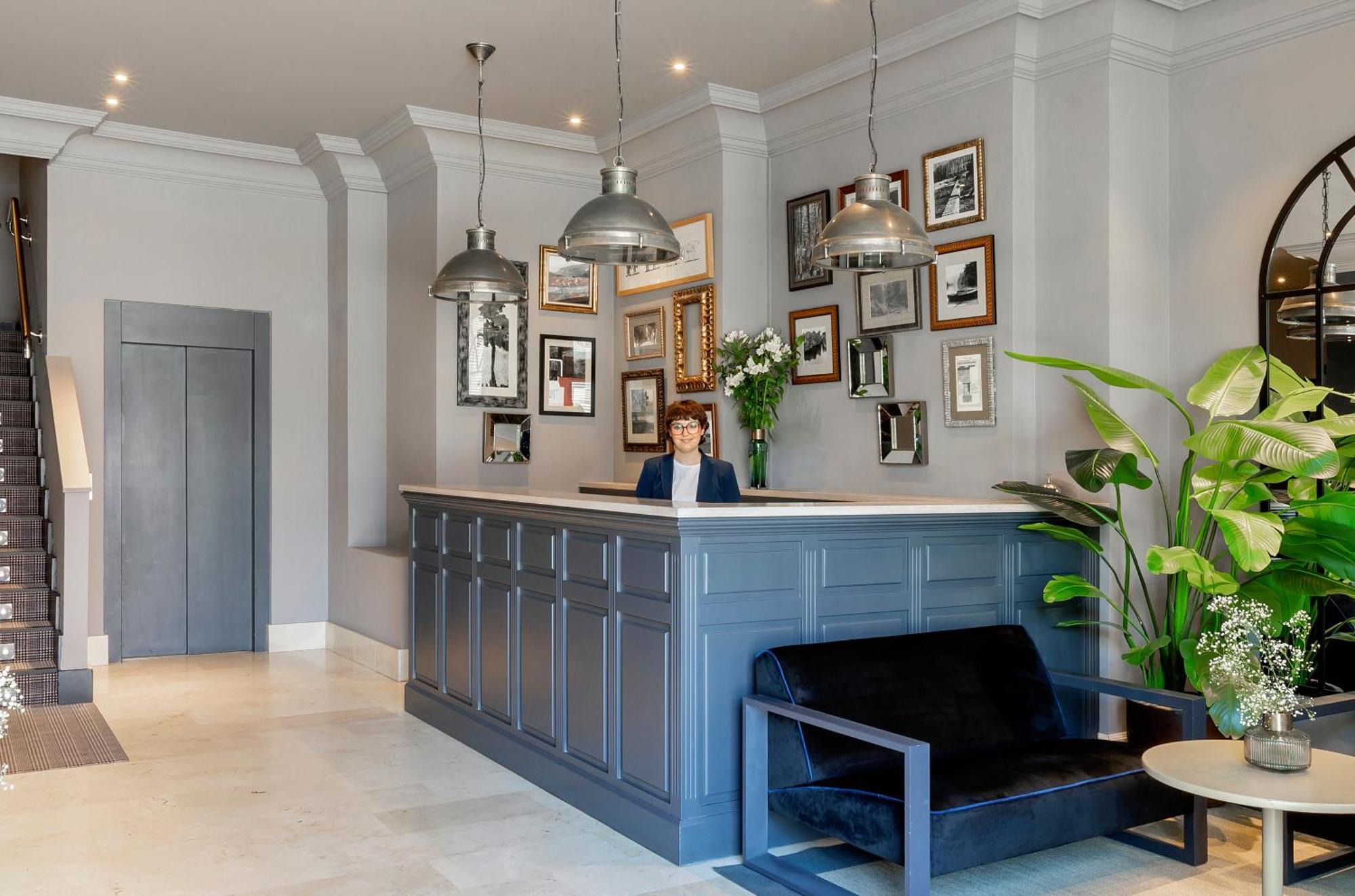 Suites Pamplona Plaza Bagian luar foto