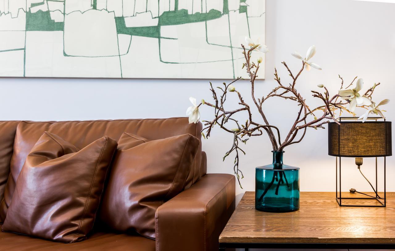 Suites Pamplona Plaza Bagian luar foto